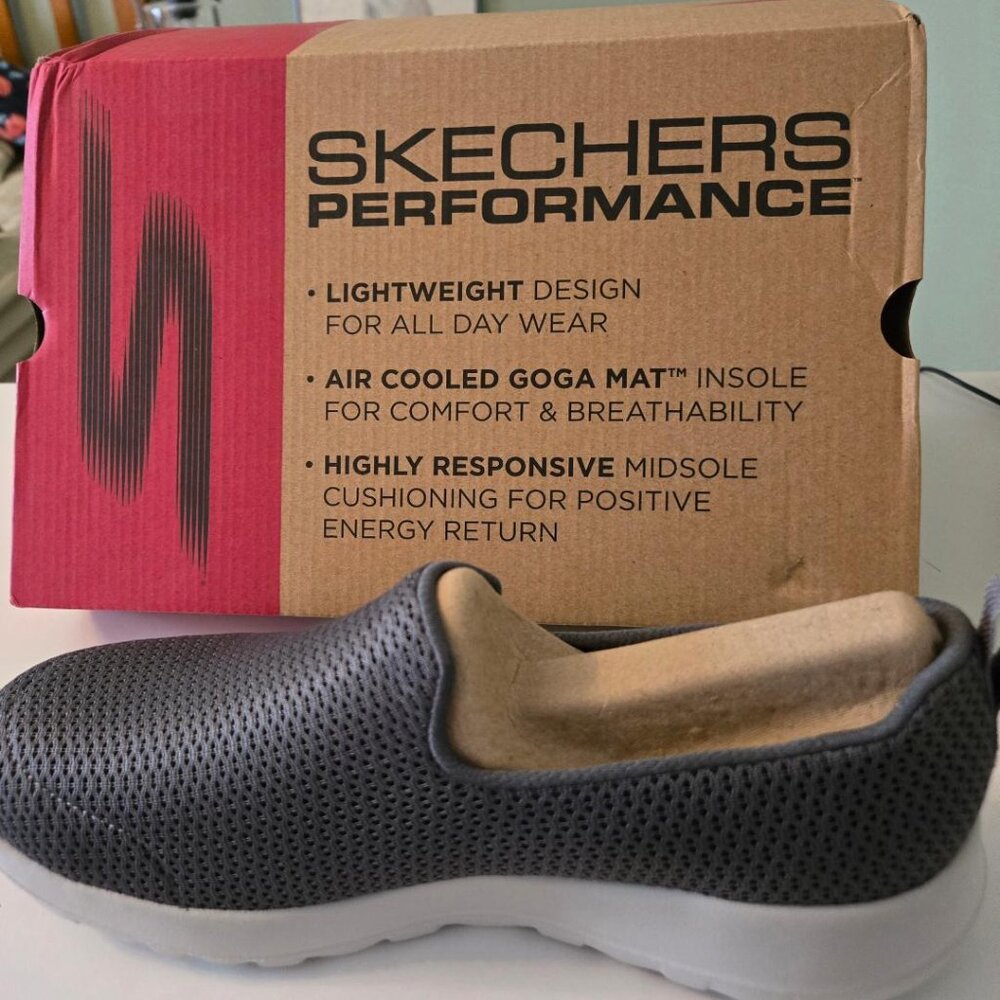 BRAND NEW NEVER WORN